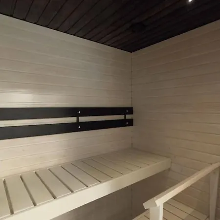 Spacious Two Bedroom In Central Location *